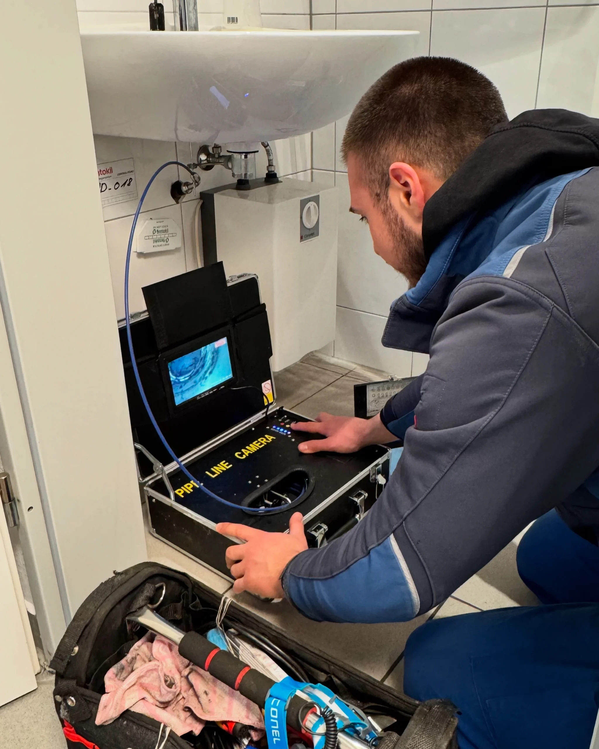 Waschbecken verstopft Velbert Rohrreinigung